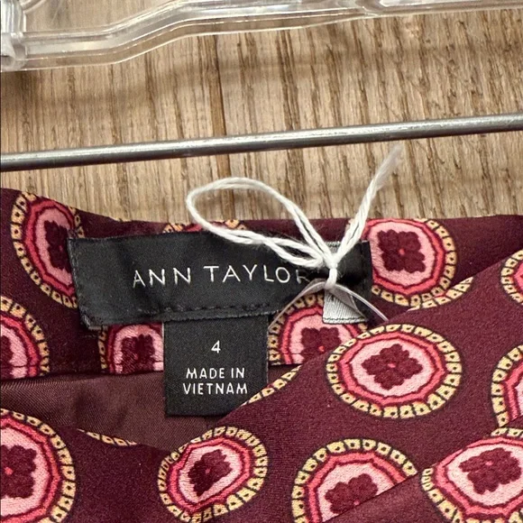 Ann Taylor Maroon and Pink Geometric Pants - Picture 2 of 3